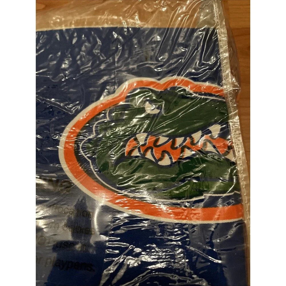 Florida Gators Futon Cover - Full Size fits 6 and 8 inch mats Multicolor